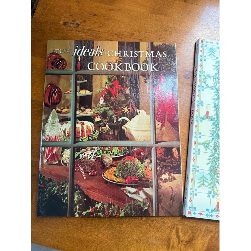 VTG Christmas Keepsake Kids Holiday Traditions Memories Book and VTG Cookbook - Picture 2 of 16